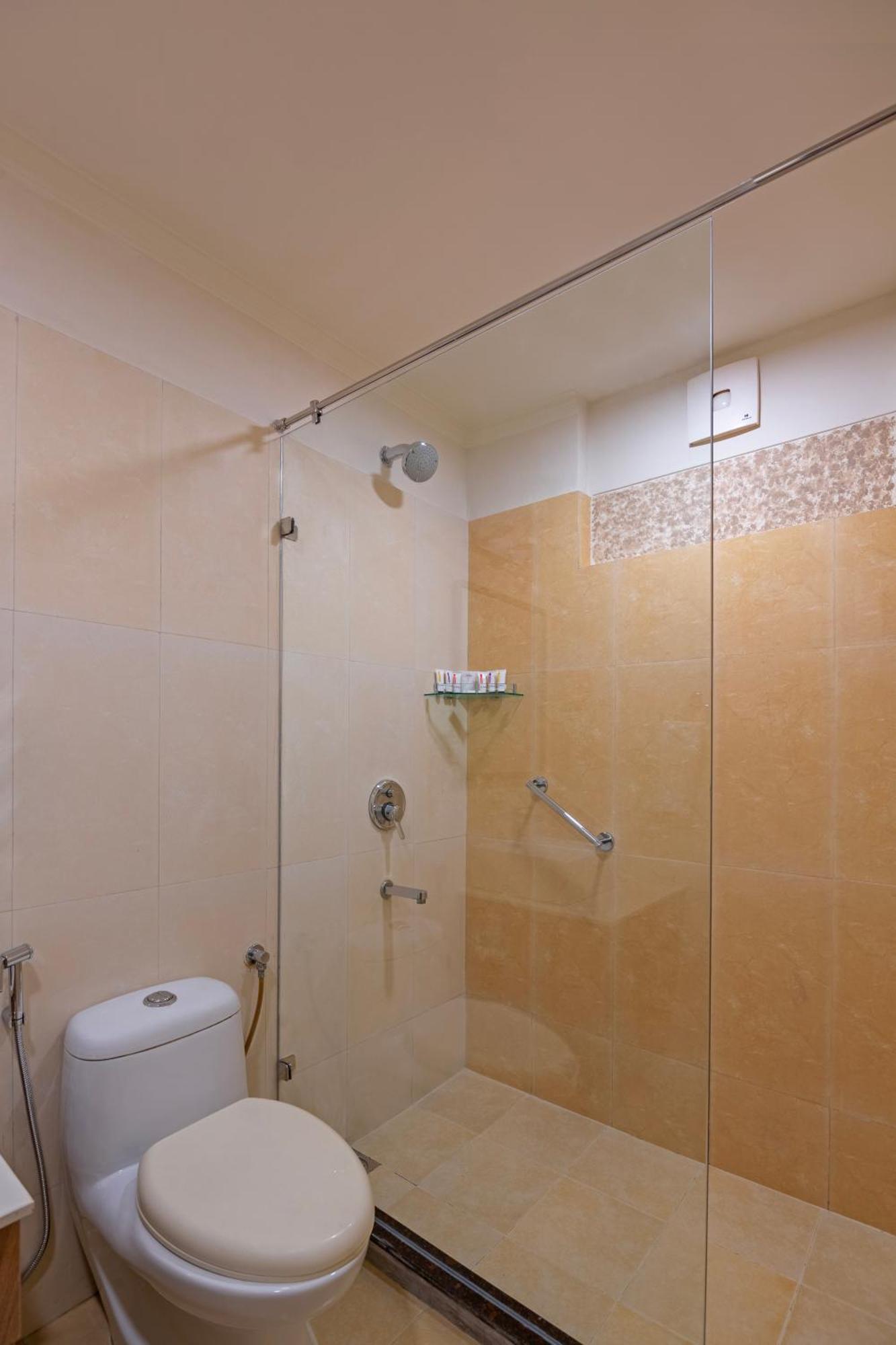 Hotel Sterling Nainital Zewnętrze zdjęcie